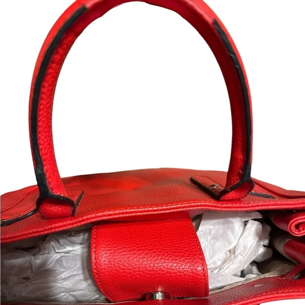 Jones New York Coral Leather Bag| Textured Tote | Gold Hardware |Statement Bag